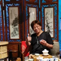 港媒：香港武打明星梁小龙离世，享年77岁